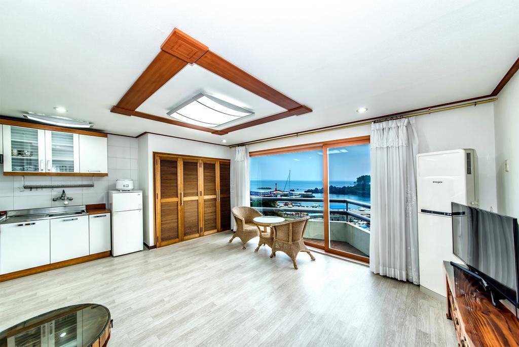 Dongsannara Pension Согвипхо Экстерьер фото